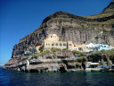 The boat to Nea Kameni Island