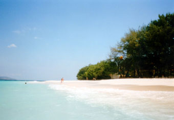 snorkeling in Gili Meno