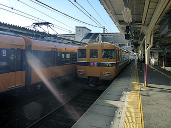 伊勢市駅