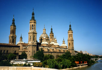 Basilica de Nuestra Senora del Pilar