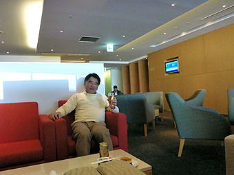 Cathay Pacific First and Business Class Lounge in Narita International Airport