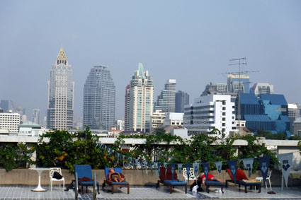 Trinity Silom Hotel - Pool & Fitness Center