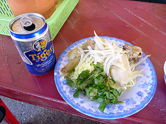 chicken rice (com ga) vender in Hoi An