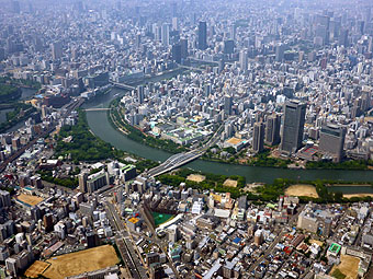 大阪上空の光景